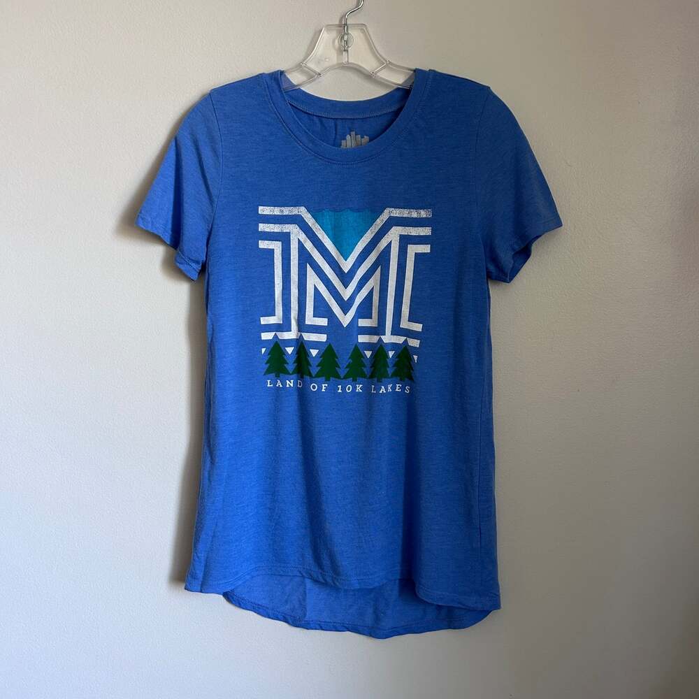 Light Blue Minnesota Land of 10K Lakes Crewneck Short Sleeve T Shirt Size Medium